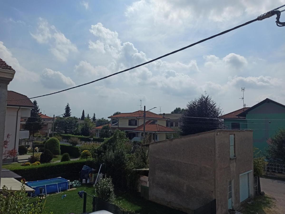 La Casa Di Andrea Apartment Cogliate Bagian luar foto